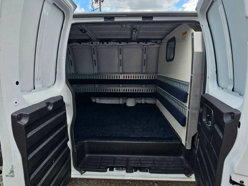 2018 Chevrolet Express 2500