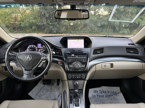 2013 Acura ILX 2.0L w/Tech