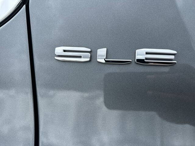 2022 GMC Acadia SLE