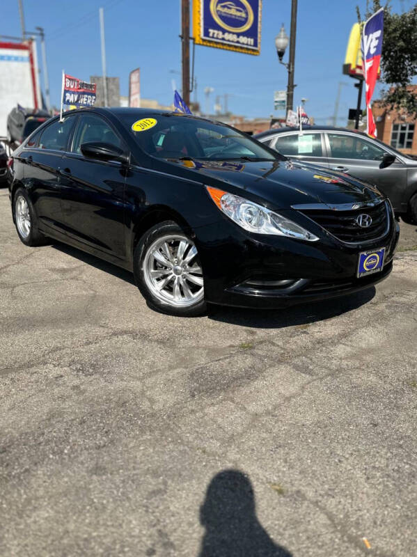 2012 Hyundai Sonata for sale at AutoBank in Chicago IL