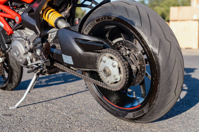 2013 Ducati Monster 1100 EVO