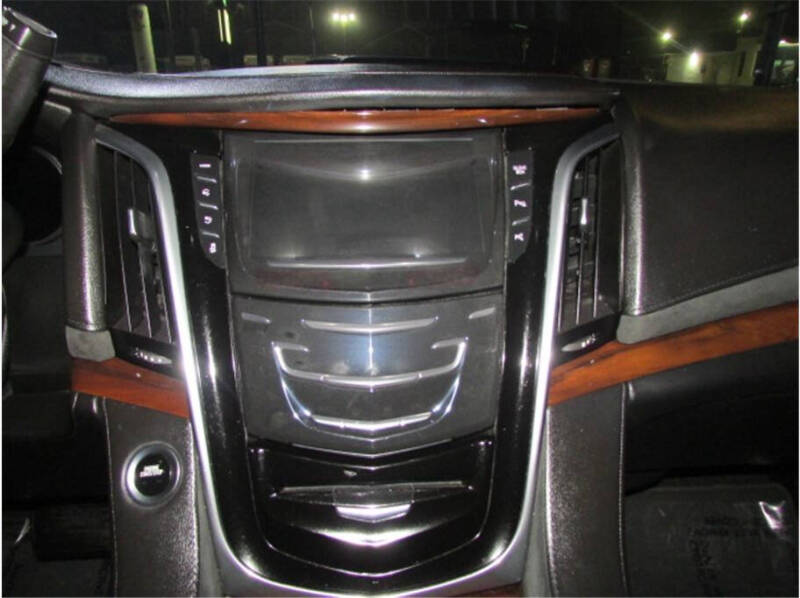 2018 Cadillac Escalade ESV Standard