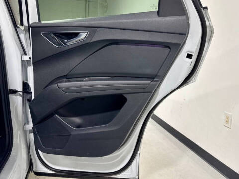 2022 Audi Q4 e-tron quattro Premium Plus 50