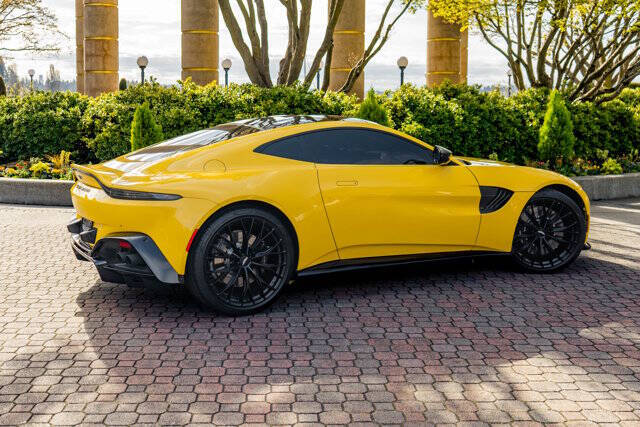 2023 Aston Martin Vantage 45