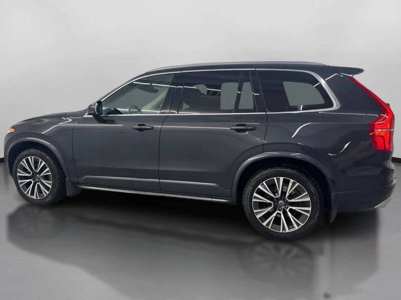 2021 Volvo XC90 T5 Momentum