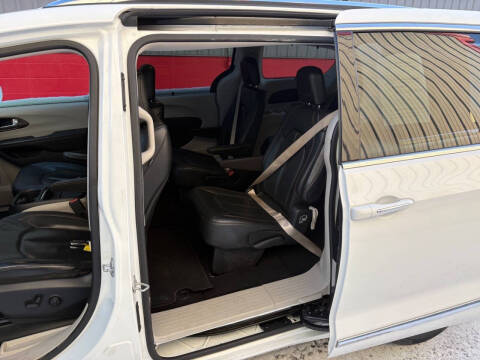 2019 Chrysler Pacifica Touring L