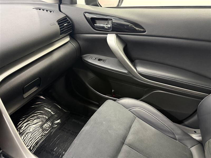 2025 Mitsubishi Eclipse Cross SE