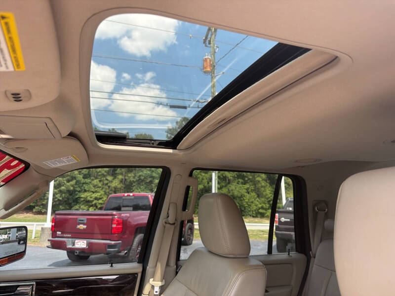 2017 Lincoln Navigator Select