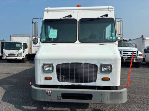 2011 Freightliner MT45 Chassis