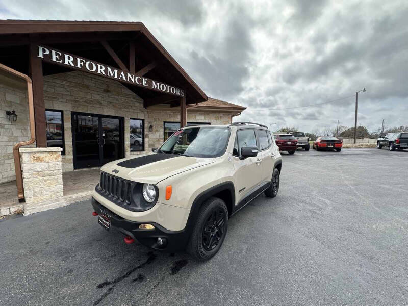 2017 Jeep Renegade Deserthawk