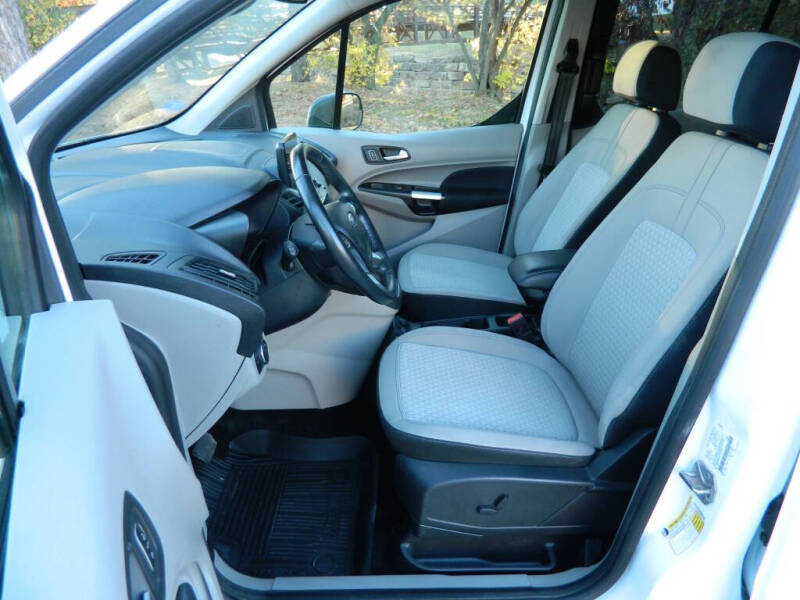 2022 Ford Transit Connect XLT