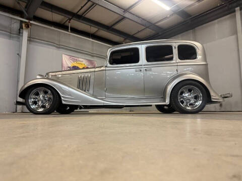 1933 Pontiac Sedan