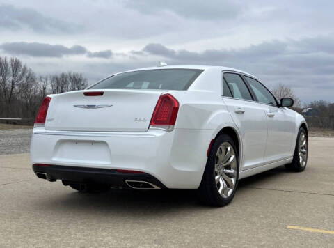 2020 Chrysler 300 Touring
