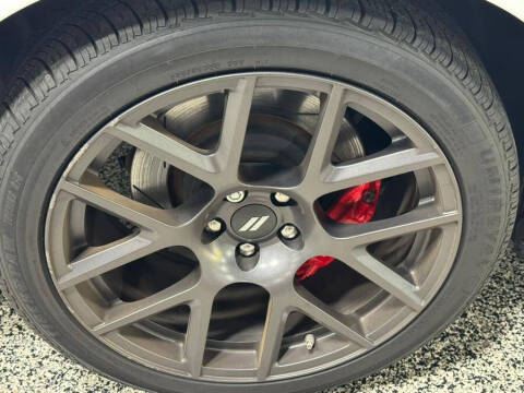 2018 Dodge Challenger 392 HEMI Scat Pack Shaker