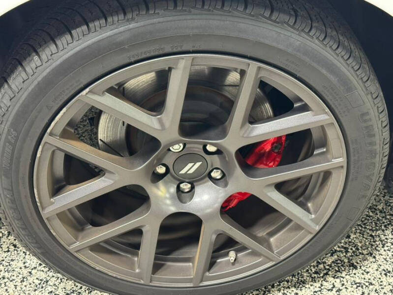 2018 Dodge Challenger 392 HEMI Scat Pack Shaker