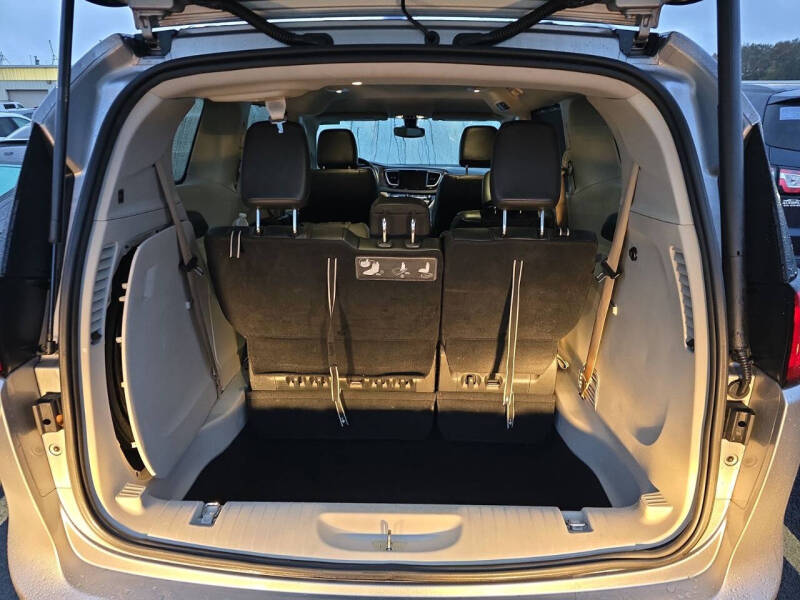 2017 Chrysler Pacifica Touring Plus