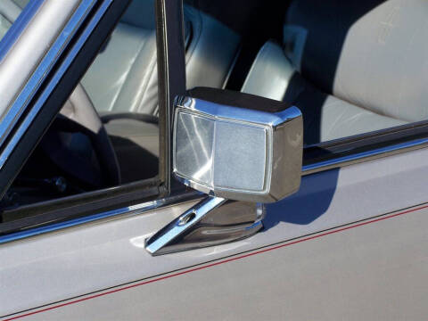 1988 Lincoln Town Car Signature