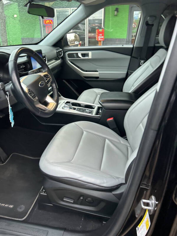 2021 Ford Explorer XLT