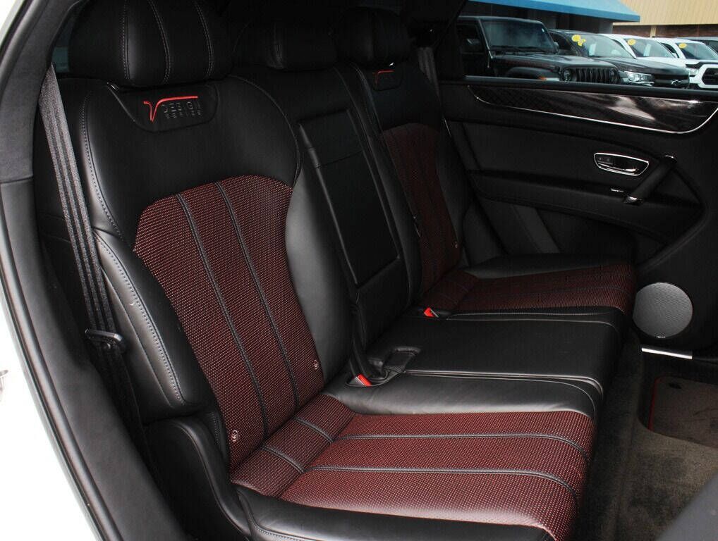 2020 BENTLEY Bentayga 168300.00 - $129,995