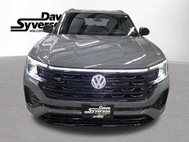 2026 Volkswagen Atlas Cross Sport SEL R-Line Black 4Motion