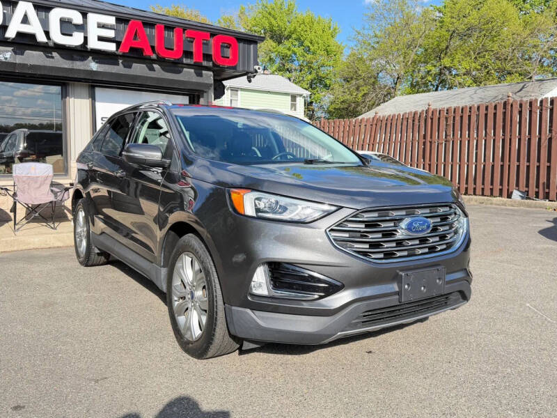 2019 Ford Edge Titanium