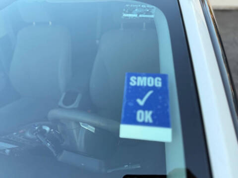 2015 Toyota Prius Four