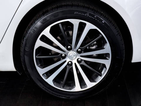 2019 Buick Regal Sportback Essence