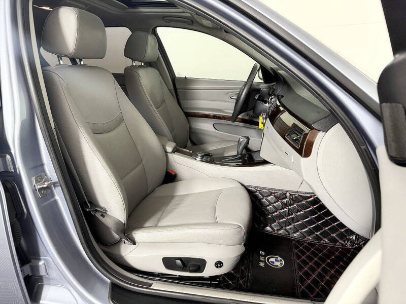 2011 BMW 3 Series 328i