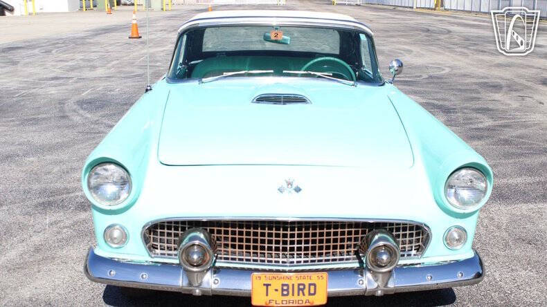 1955 Ford Thunderbird