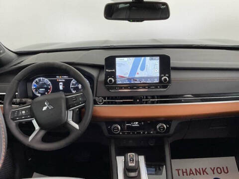 2022 Mitsubishi Outlander SEL