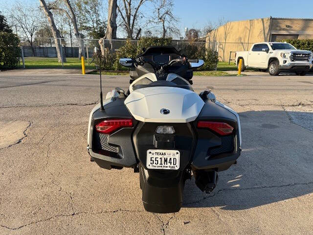 2021 Can-Am Spyder RT