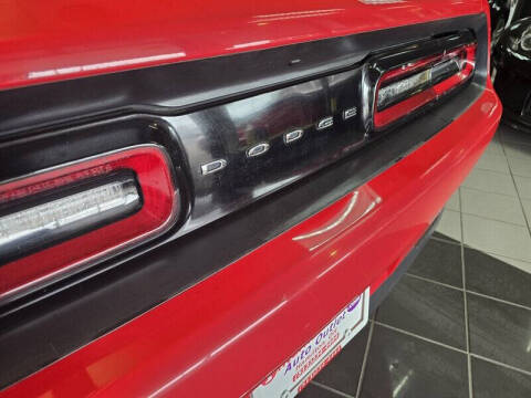 2015 Dodge Challenger SXT