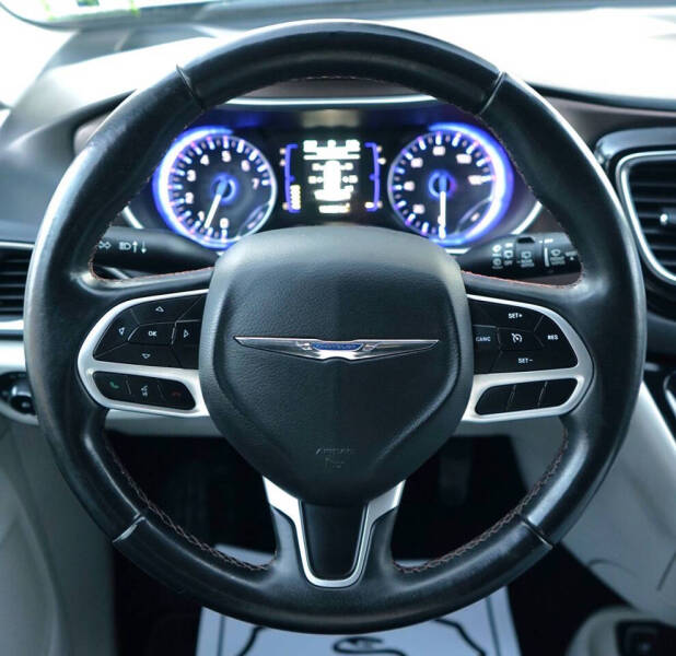 2018 Chrysler Pacifica Touring L