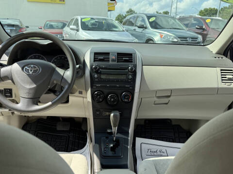 2010 Toyota Corolla LE
