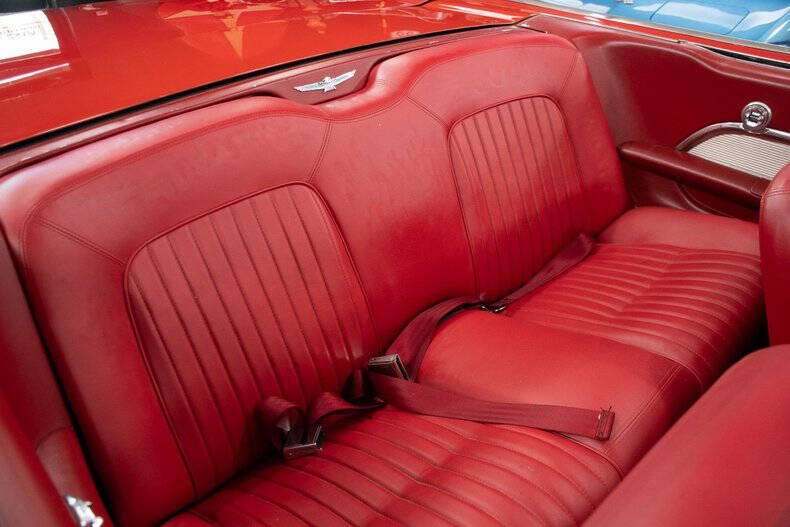 1962 Ford Thunderbird