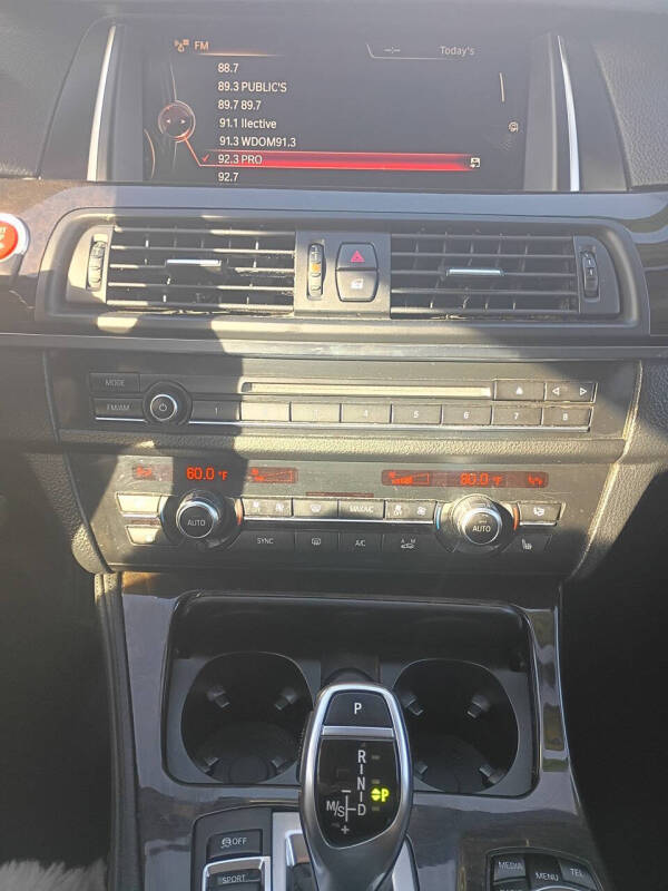 2016 BMW 5 Series 528i xDrive