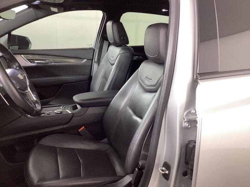 2020 Cadillac XT5 Sport