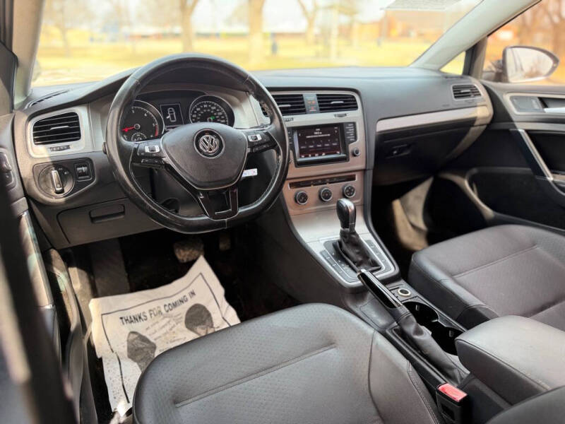 2015 Volkswagen Golf TDI S