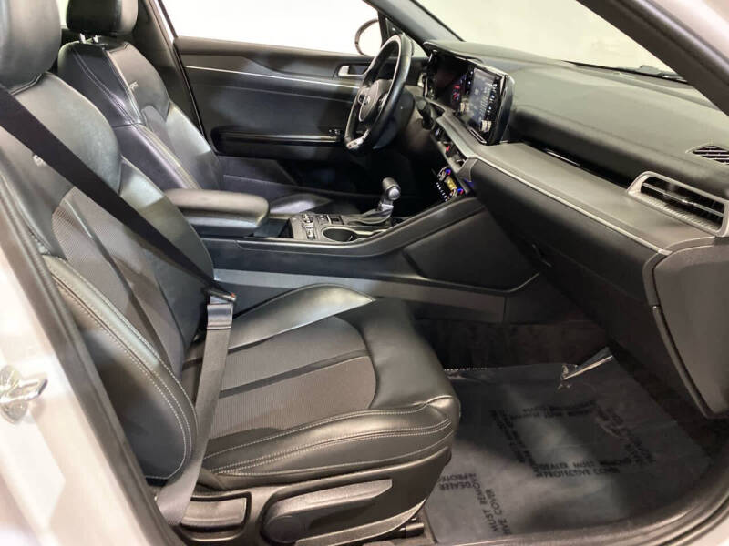 2021 Kia K5