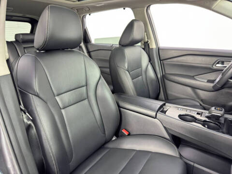 2024 Nissan Rogue SL