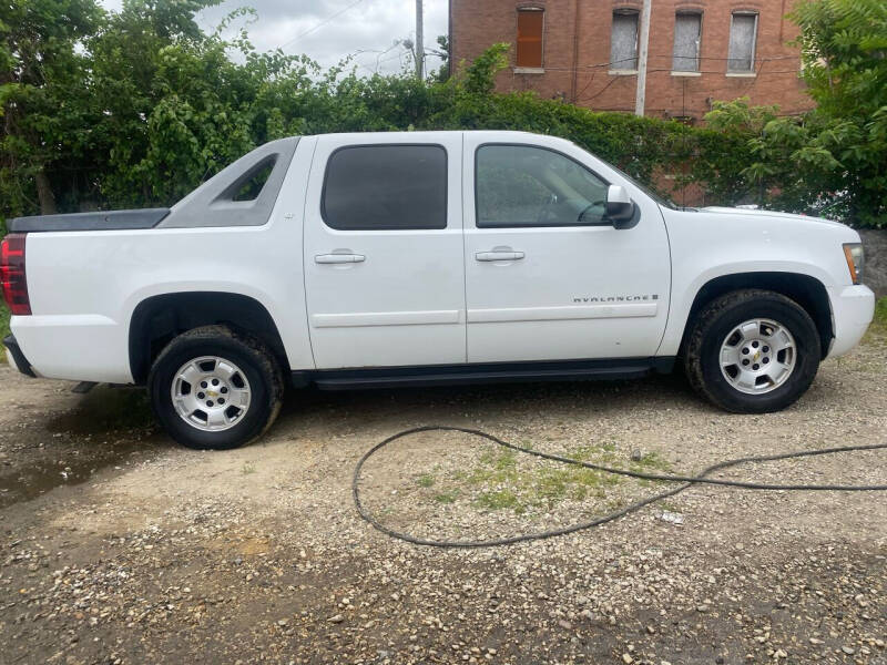 2007 Chevrolet Avalanche for sale at Philadelphia Public Auto Auction in Philadelphia PA