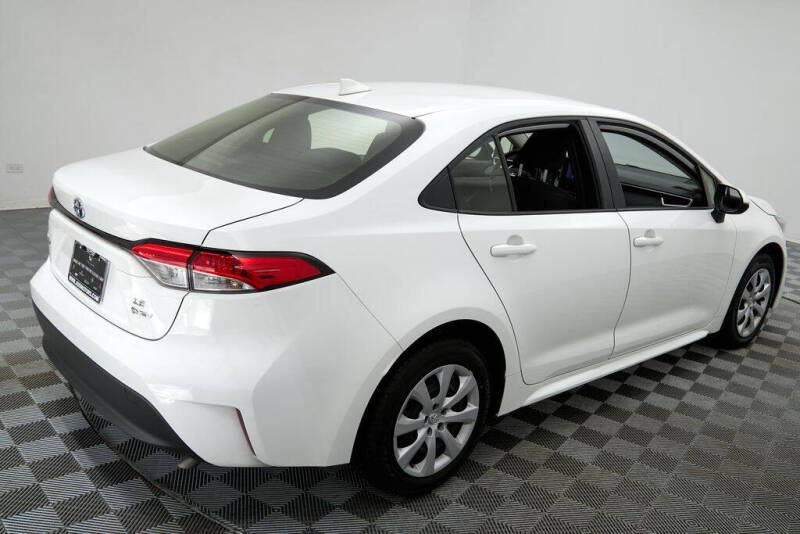 2025 Toyota Corolla Hybrid LE