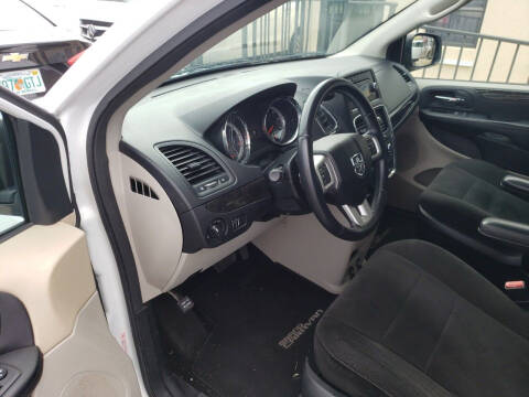 2015 Dodge Grand Caravan SE