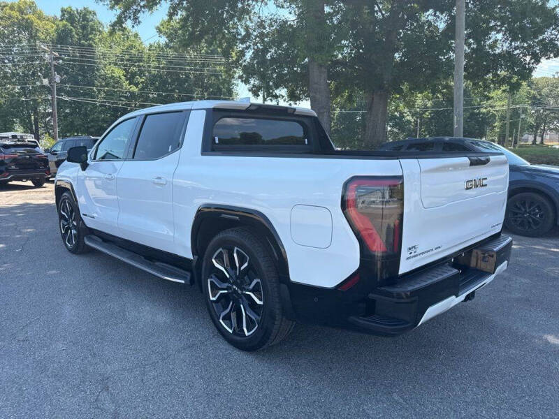 2025 GMC Sierra EV Denali