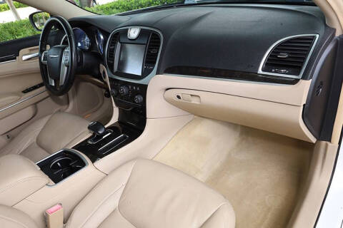 2013 Chrysler 300