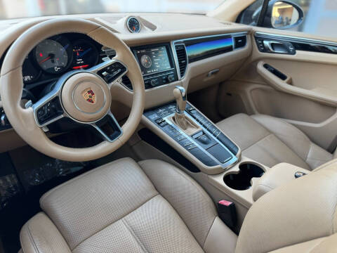 2016 Porsche Macan S