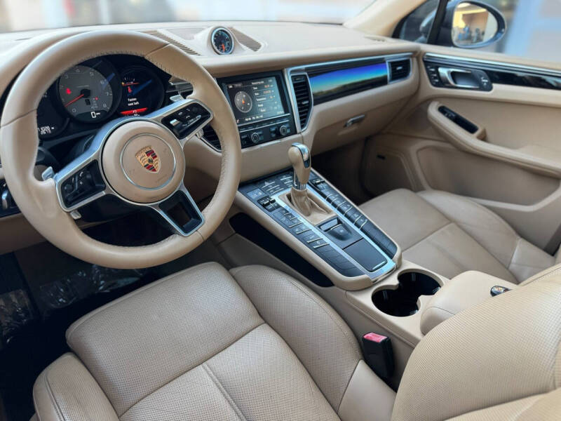 2016 Porsche Macan S