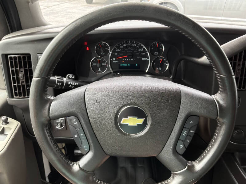 2020 Chevrolet Express 3500