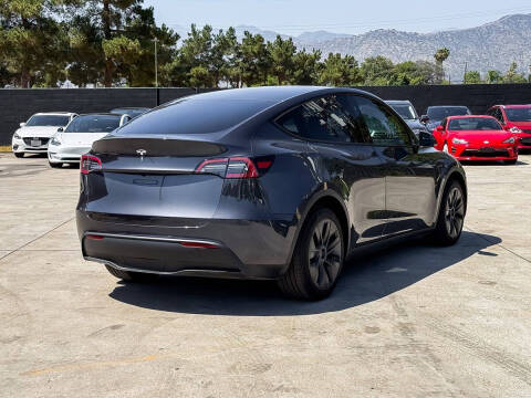 2024 Tesla Model Y Long Range