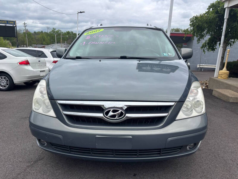 2007 Hyundai Entourage SE